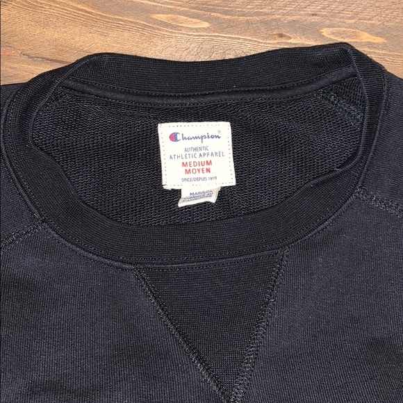 Men’s Champion Crewneck Sweater - Picture 2 of 2